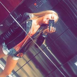 Meet your Posher, Rianna